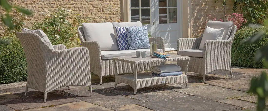 How to choose the perfect garden table and chairs set