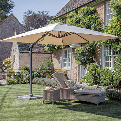 Side Post Parasols