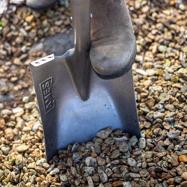 AMES Square Mouth Shovel Carbon Steel image 1