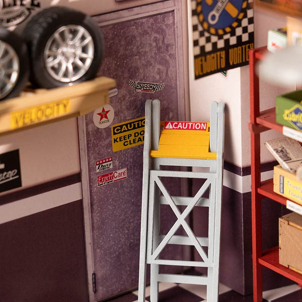 Robotime Garage Workshop DIY Miniature House image 5