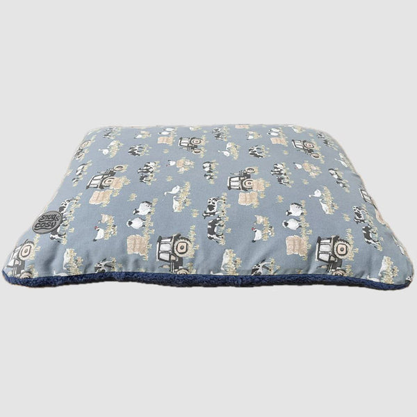 Snug & Cosy Farmyard Dog Lounger Blue image 2