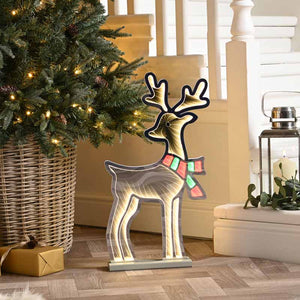 Festive Infinity Standing Deer image 0