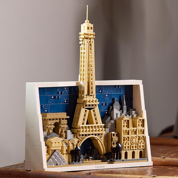 LEGO® Architecture Paris – City of Love (21064) image 4
