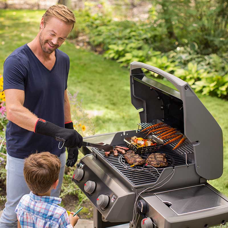 Weber Spirit II E-320 GBS Gas Grill Barbecue image 0