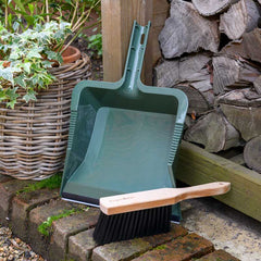 Burgon & Ball Large Dustpan and Brush Set image 0