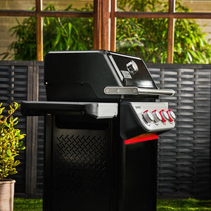 Weber Spirit E-425 Gas Barbecue with Plancha image 3