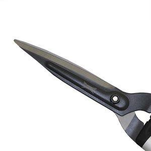 Wilkinson Sword Ultralight Shaping Shears image 2