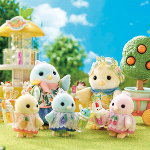 Sylvanian Families 'Citrus Bird Juice Stand' image 9