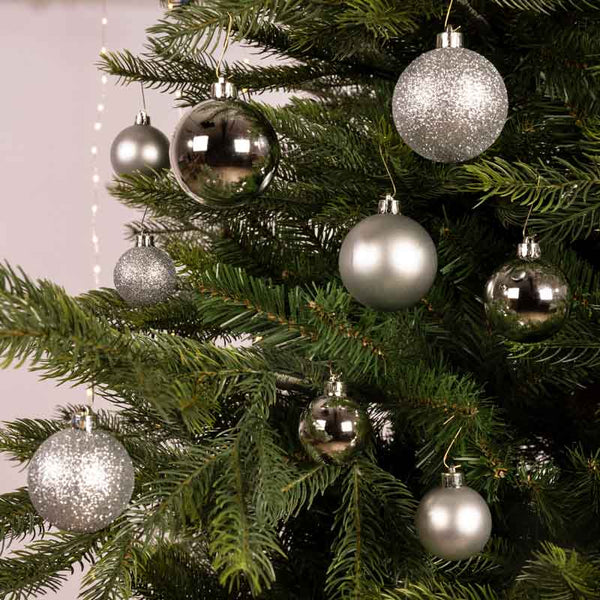 Decoris Shatterproof Baubles in Silver (Pack of 30) image 1