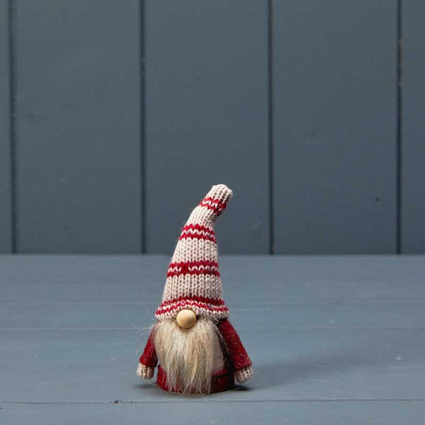 Satchville Red Knitted Gonk image 0
