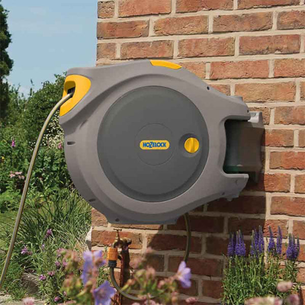 Hozelock Auto Reel with hose (40m) + FREE Multi Spray Plus with 6 settings image 1