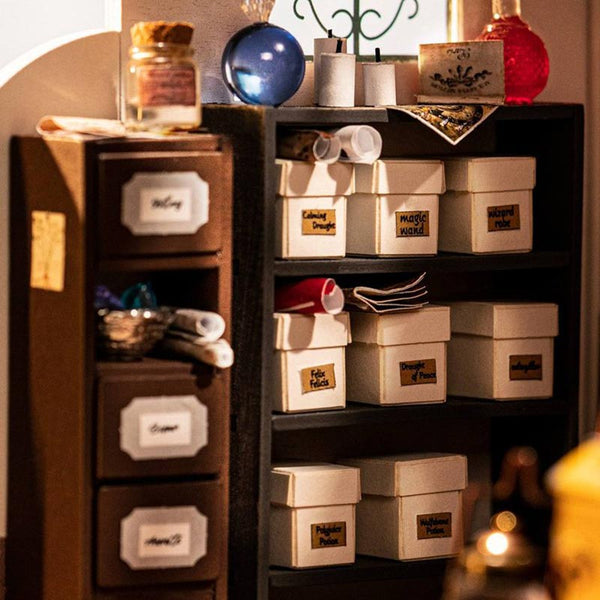 Robotime 'Kiki's Magic Emporium' DIY Miniature House image 2