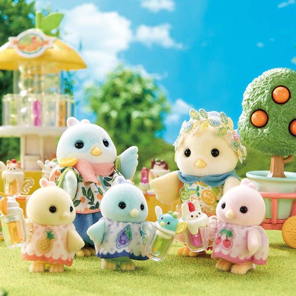 Sylvanian Families 'Citrus Bird Family' image 5