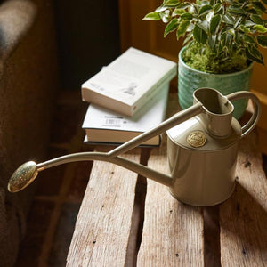 Haws The Rowley Ripple Watering Can (2 Pint) image 8