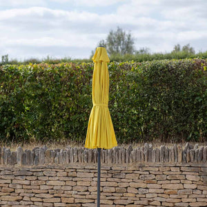 Bramblecrest Shanghai 2.7m Crank & Tilt Parasol – Lemon image 2