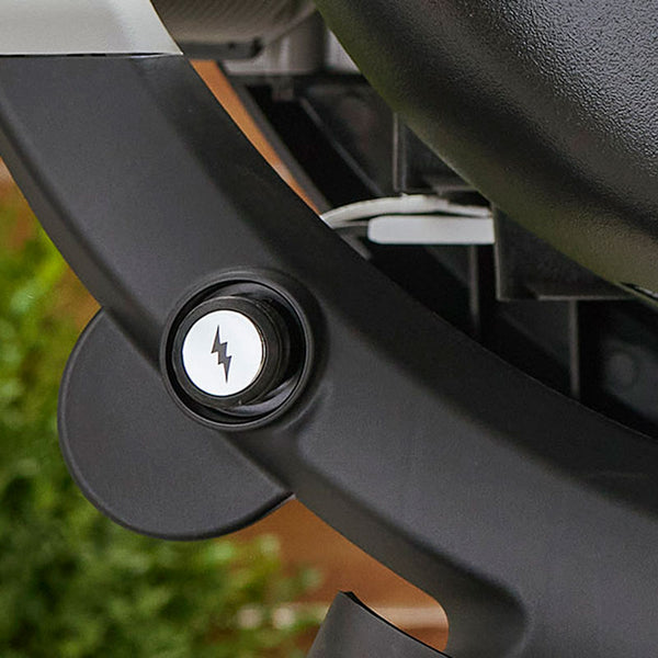 Weber Q 2200N Gas Barbecue with Side Tables & Compact Stand image 4