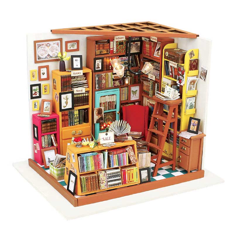 Robotime 'Sam's Study' DIY Miniature House image 0