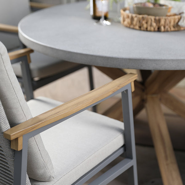 Supremo Novara 4 Seat Round Outdoor Dining Set image 5