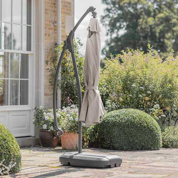 Bramblecrest Gloucester 3m Round Cantilever Parasol in Sand with Base &amp; Cover image 1