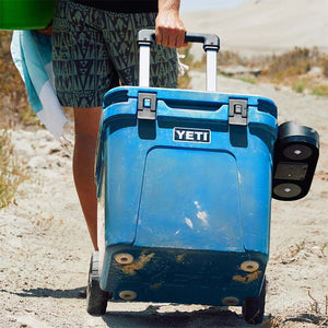 YETI Roadie 32 Wheeled Cool Box Navy image 1
