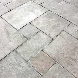 Burgon & Ball Miracle Patio Surface Cleaning Brush image 3