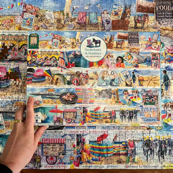 Gibsons Deckchairs & Donkeys 1000 Piece Jigsaw Puzzle image 3
