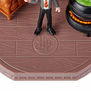 Wizarding World, Magical Minis Potions Classroom with Exclusive Harry Potter Figure and Accessories, Ages 5+ image 3