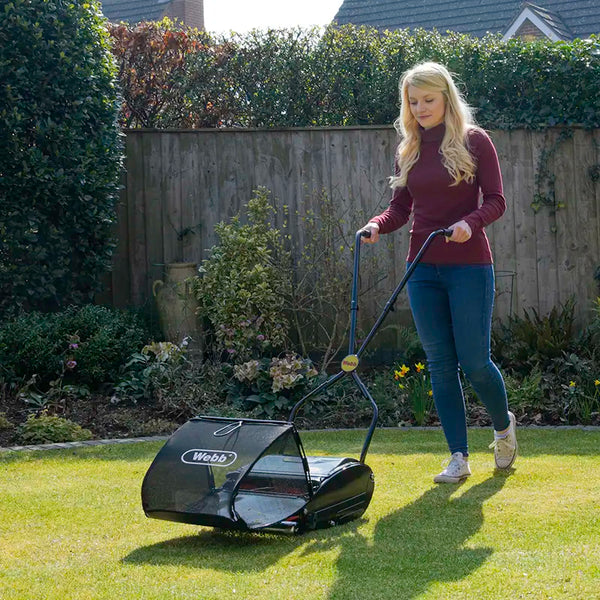 Webb 30cm Roller Hand Lawnmower image 1