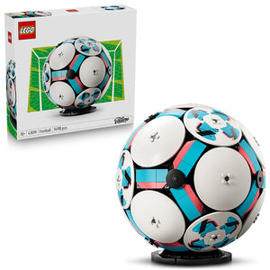 LEGO® Editions Football - 3D Display Model Building Set (43019) image 0