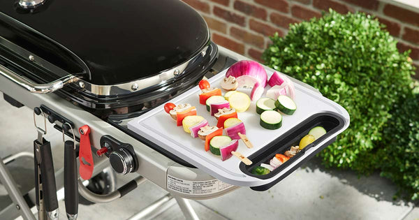 Weber Barbecue Cutting Board with Catch Bin image 1