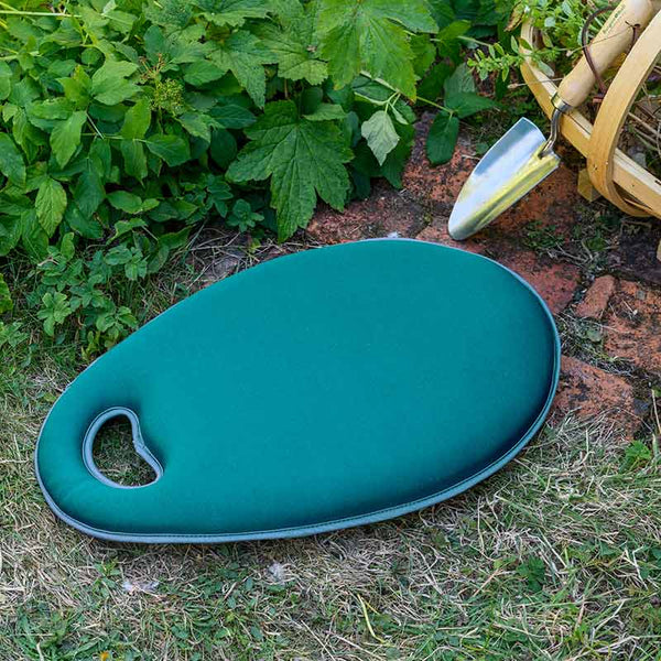 Burgon & Ball Kneelo® Garden Kneeler & Gardening Gloves Bundle - Eucalyptus image 2