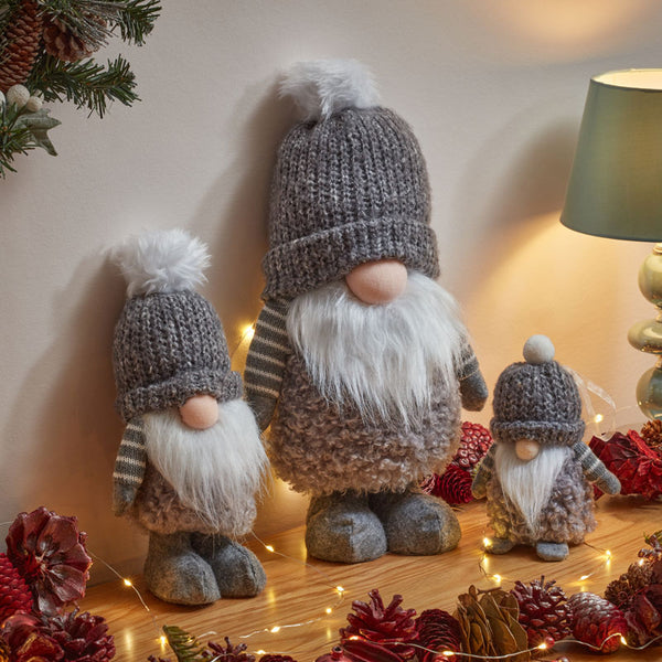 Three Kings Grey Bobble Gonk image 4