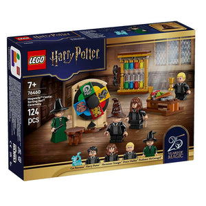 LEGO® Harry Potter™ Hogwarts™ Castle: Sorting Hat™ Ceremony (76460) image 1