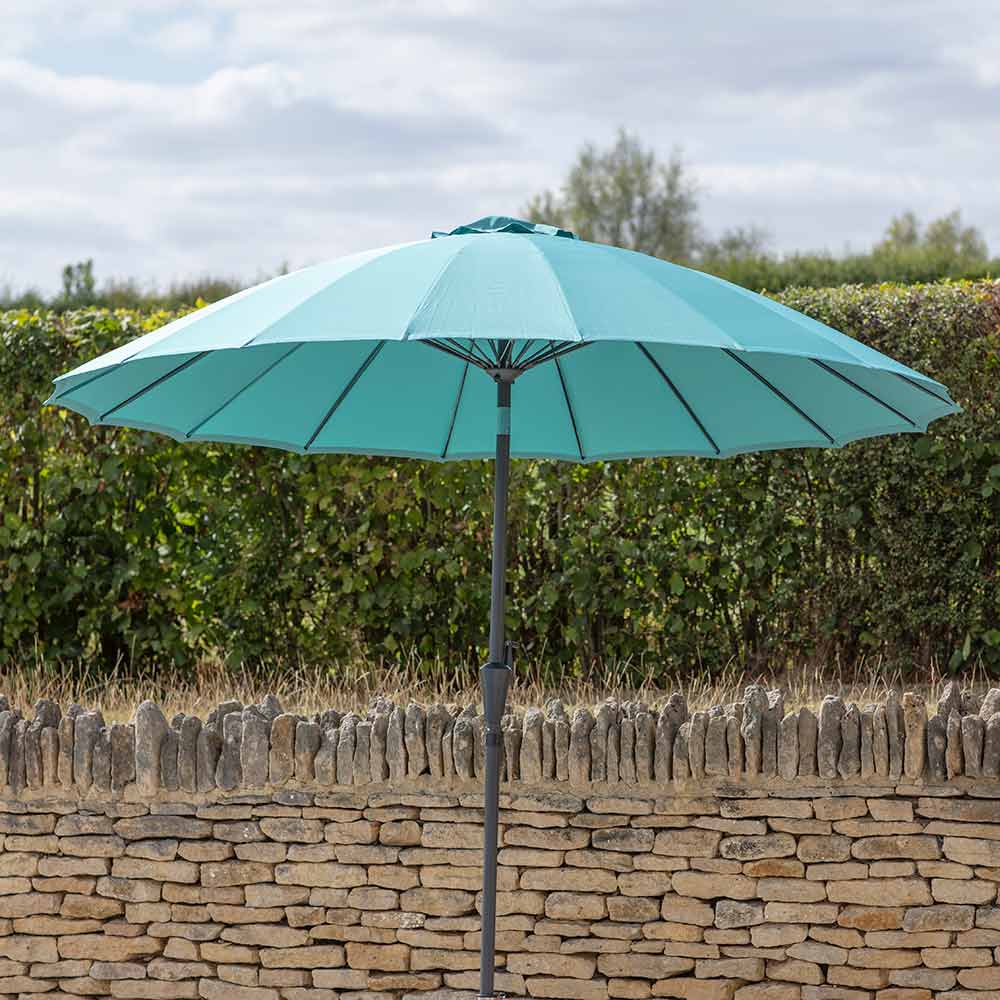 Bramblecrest Shanghai 2.7m Crank & Tilt Parasol – Teal image 0