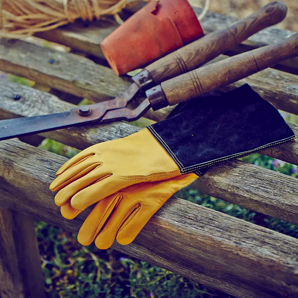Town & Country Premium Leather Gauntlet Gloves image 2