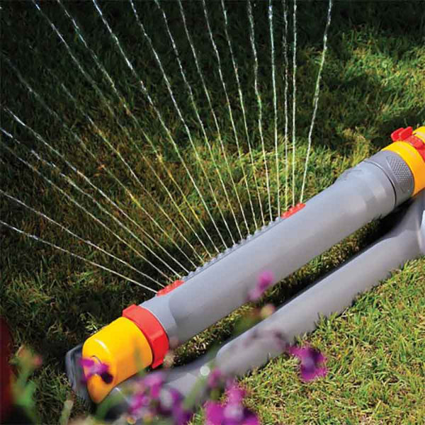 Hozelock Rectangular Sprinkler Pro 200m² image 1