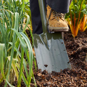 Burgon & Ball Boron Green Digging Spade image 4
