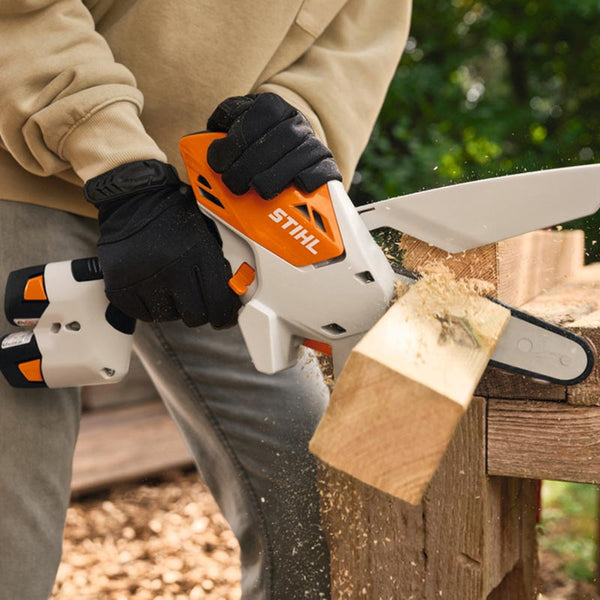 STIHL GTA 30 Cordless Garden Pruner Set image 3