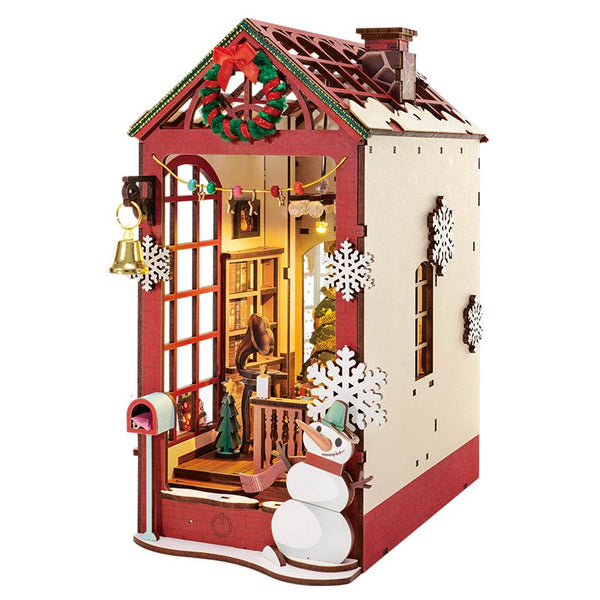 Rolife 'Christmas Indoor Scene' DIY Book Nook image 3