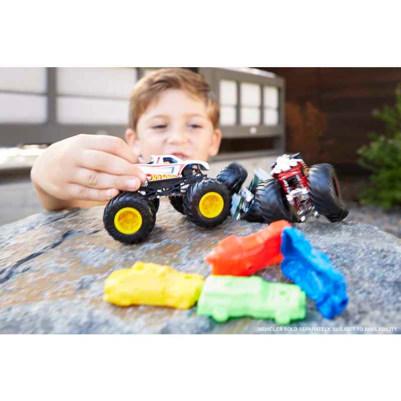 Hot Wheels Monster Trucks, 1:64 Scale Die-Cast Toy image 0