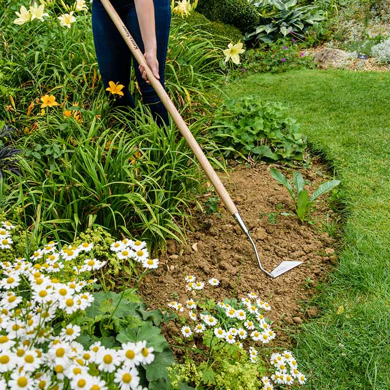 Kent & Stowe Stainless Steel Long Handled 3 Edge Hoe image 0