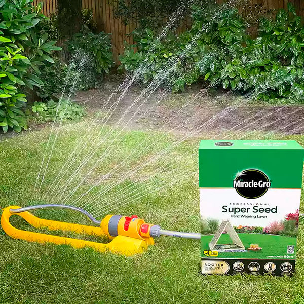 Miracle-Gro Professional Super Seed for Hard Wearing Lawns image 2