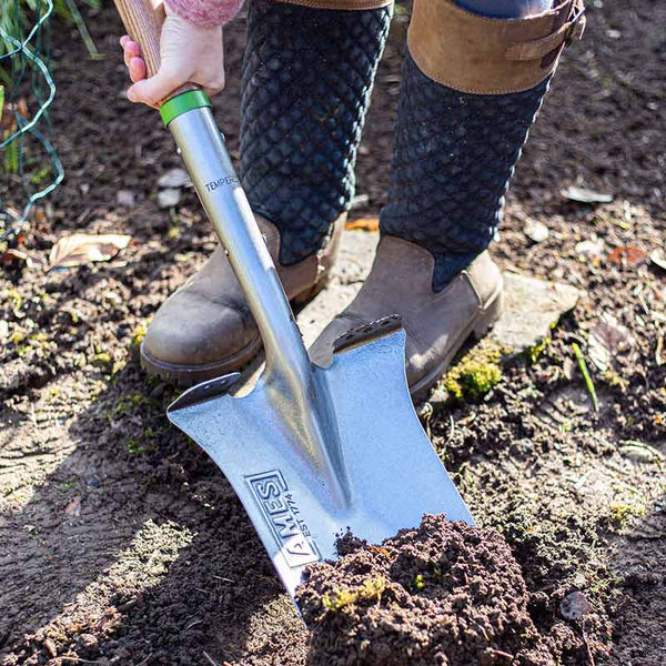 AMES Digging Spade Carbon Steel image 1