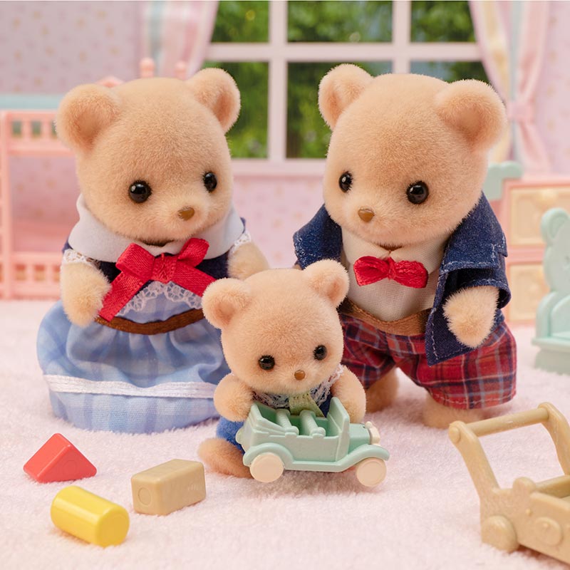 Sylvanian Families 'Biscuit Bear Family' image 0