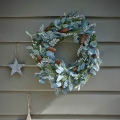 Everlands Silver Leaf &amp; Pinecone Wreath image 0