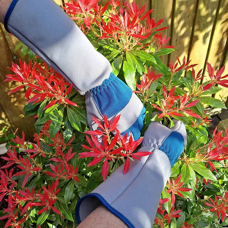 Town & Country Stretch-Fit Gauntlet Gloves image 0