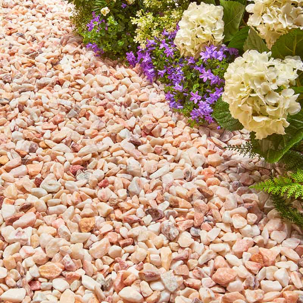 Altico Rose Glacier Premium Natural Stone Chippings (Large Bag) image 3