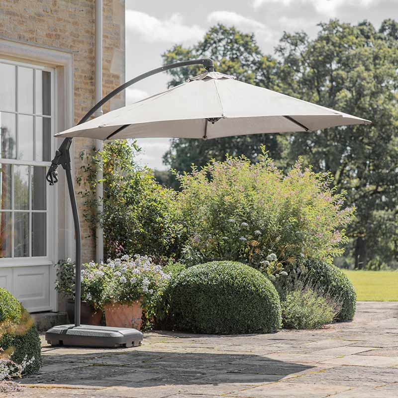 Bramblecrest Gloucester 3m Round Cantilever Parasol in Sand with Base &amp; Cover image 0