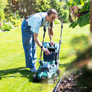 Webb Eco 33cm / 13" 20V Cordless Rotary Lawnmower image 2