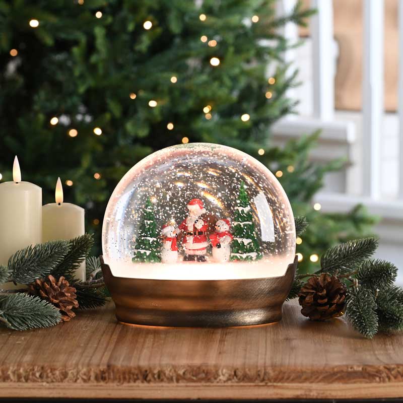 Festive Santa Scene Dome Water Spinner image 0